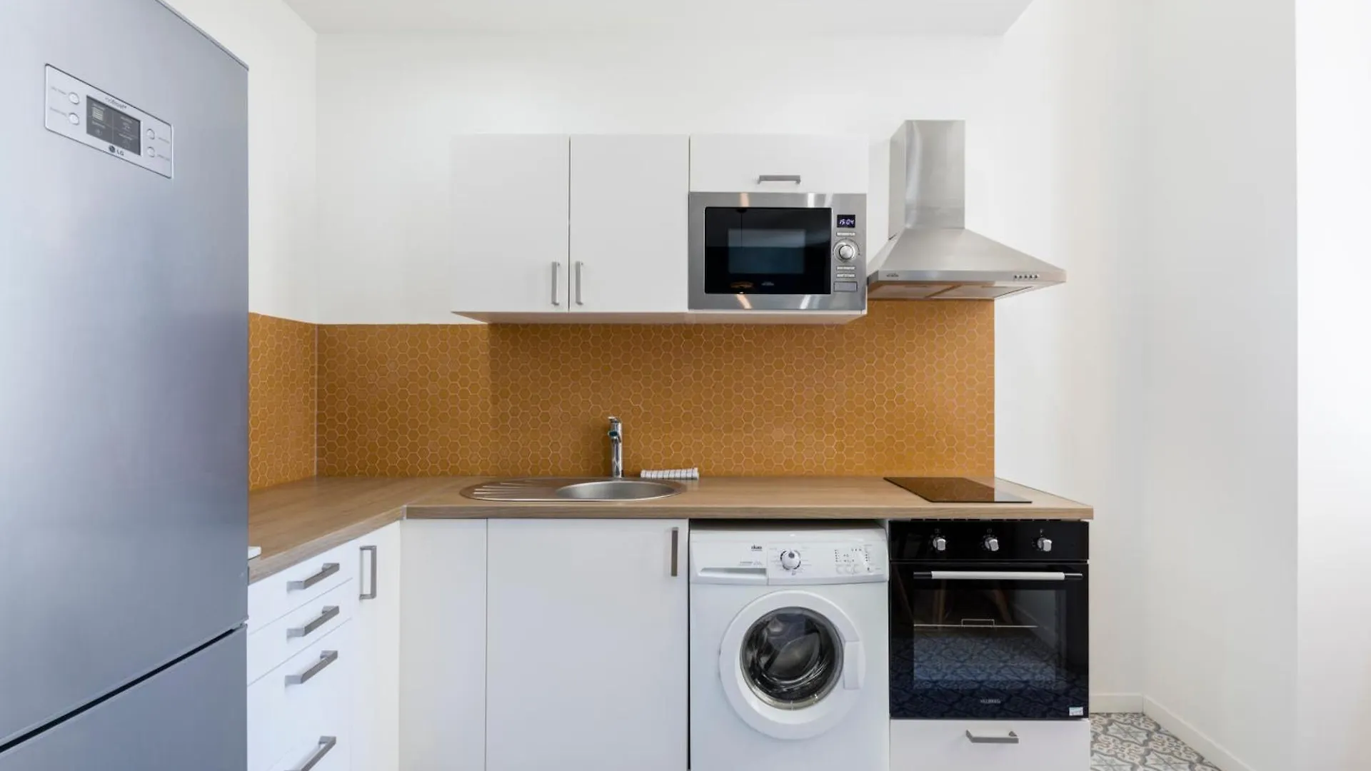 Desiree - Joliette - Saint Charles - Vieux Port Apartment Marseille France